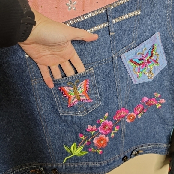 90s 00s Vintage Berek | Floral Butterfly Embroidered Sequin Beaded Jean Jacket - Picture 11 of 13